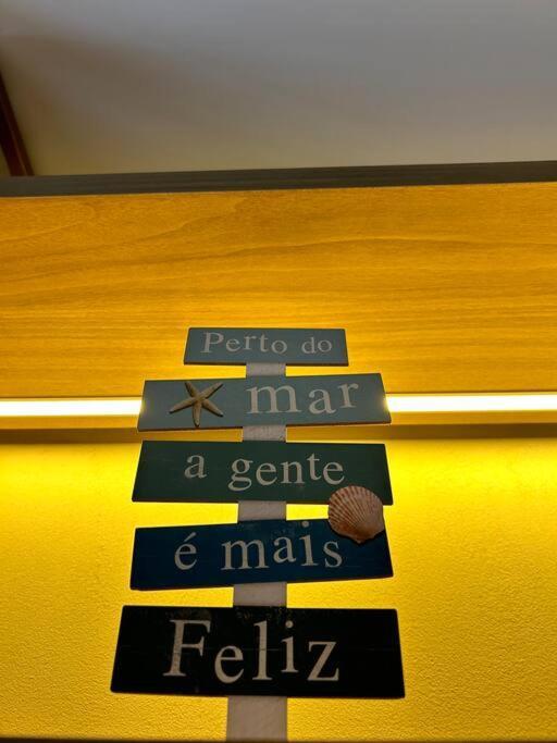 O Ape De Muro Alto